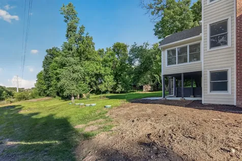 50 Sunny Side Lane Sunfish Lake MN 55118