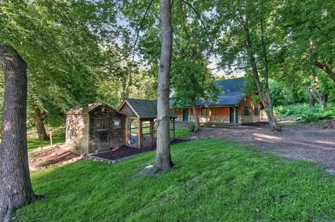 50 Sunny Side Lane Sunfish Lake MN 55118