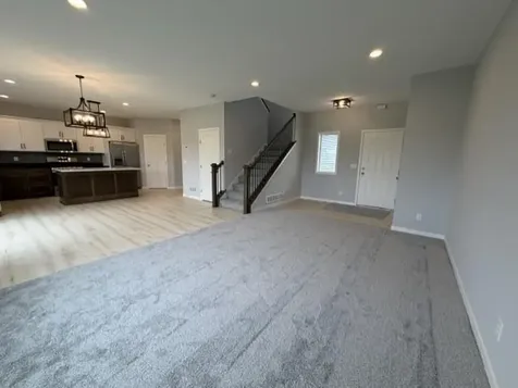 987 45th Avenue NE Saint Cloud MN 56304
