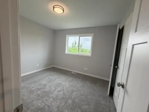 987 45th Avenue NE Saint Cloud MN 56304