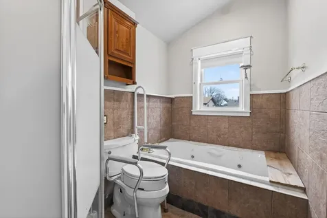 2114 Queen Avenue N Minneapolis MN 55411