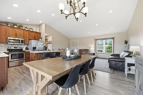 1632 Jefferson Street S Cambridge MN 55008