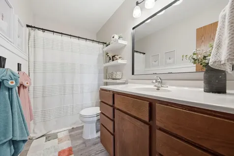 1632 Jefferson Street S Cambridge MN 55008