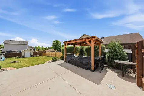 1632 Jefferson Street S Cambridge MN 55008