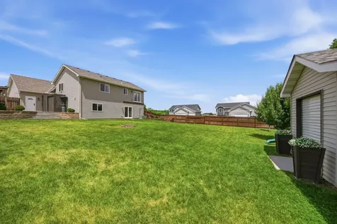 1632 Jefferson Street S Cambridge MN 55008
