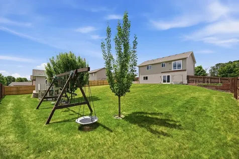 1632 Jefferson Street S Cambridge MN 55008