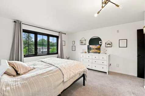 4370 Brookside Court Edina MN 55436