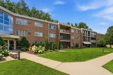 4370 Brookside Court Edina MN 55436