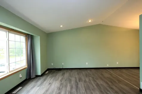 913 Carolina Parkway NW Hutchinson MN 55350