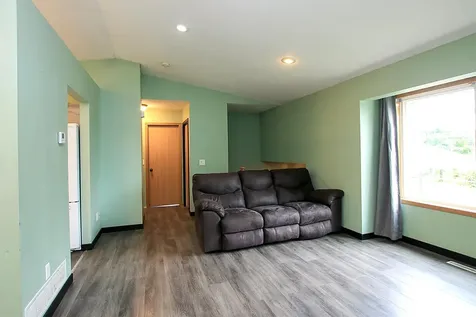913 Carolina Parkway NW Hutchinson MN 55350
