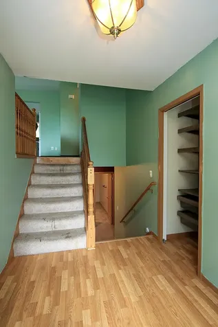 913 Carolina Parkway NW Hutchinson MN 55350