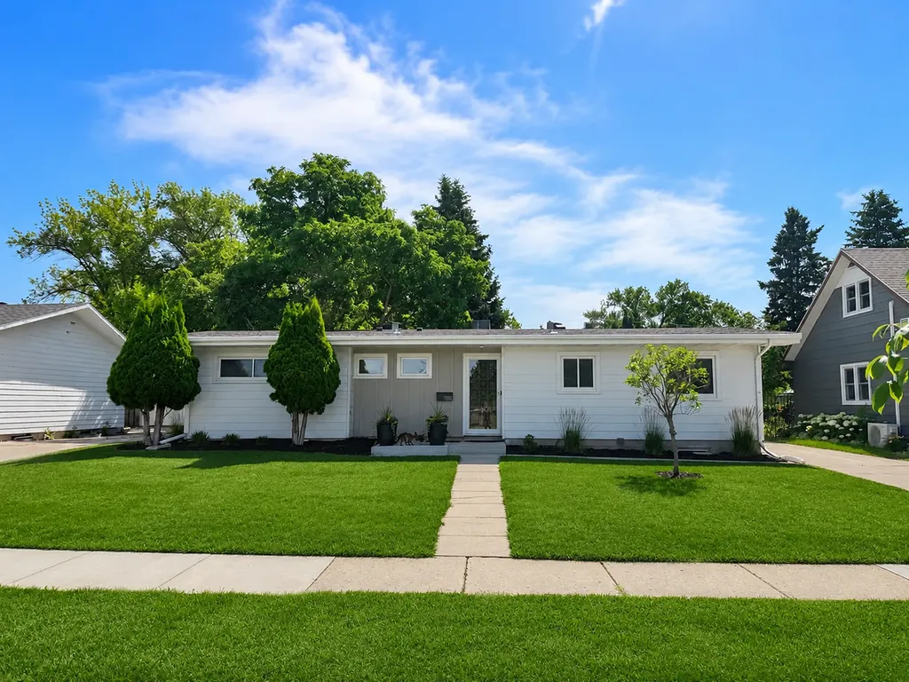 1818 16th Street S Fargo ND 58103