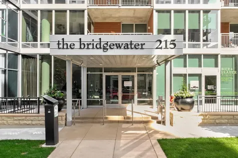 215 10th Avenue S Minneapolis MN 55415