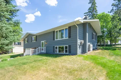 1713 Graydon Avenue Brainerd MN 56401