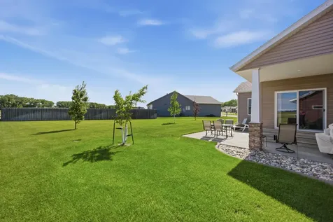 1406 W Summerwood Trail Dilworth MN 56529