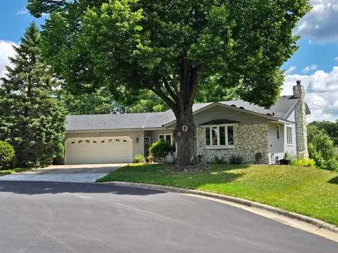 1280 Stassen Drive West Saint Paul MN 55118