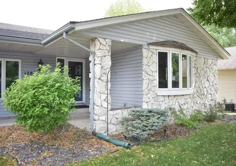 1280 Stassen Drive West Saint Paul MN 55118