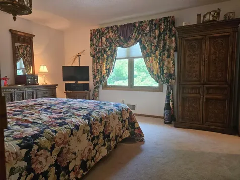 1280 Stassen Drive West Saint Paul MN 55118