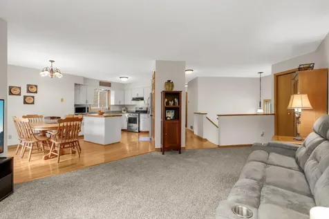 5932 Hillcrest Road Mound MN 55364