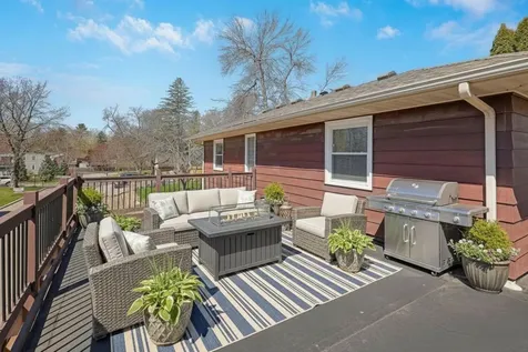 2930 Bay Street Minnetonka MN 55391