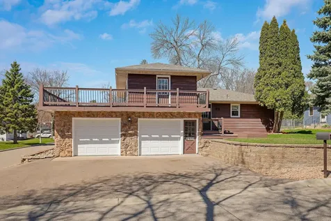 2930 Bay Street Minnetonka MN 55391