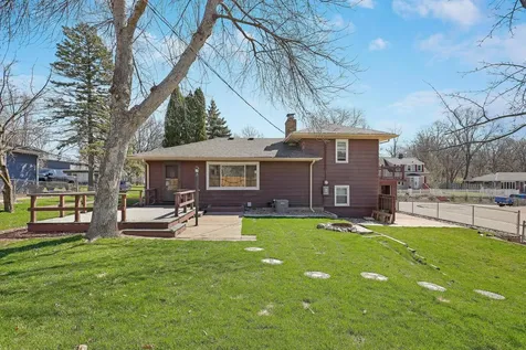 2930 Bay Street Minnetonka MN 55391