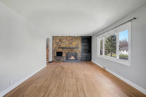 2930 Bay Street Minnetonka MN 55391