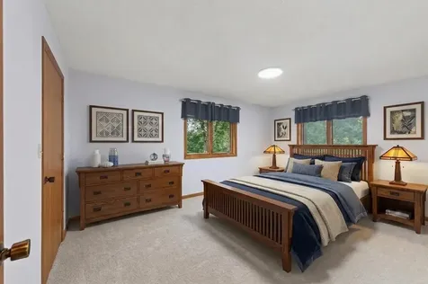 7712 Riverdale Drive N Brooklyn Park MN 55444