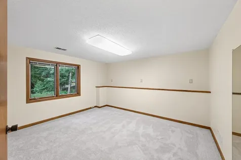 7712 Riverdale Drive N Brooklyn Park MN 55444