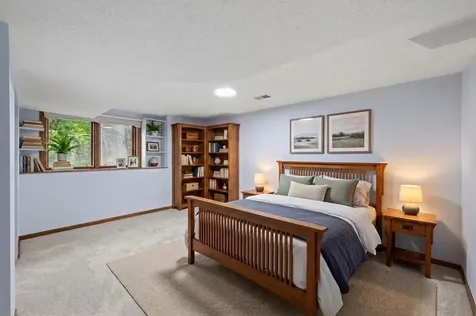 7712 Riverdale Drive N Brooklyn Park MN 55444
