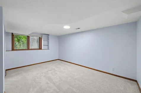 7712 Riverdale Drive N Brooklyn Park MN 55444