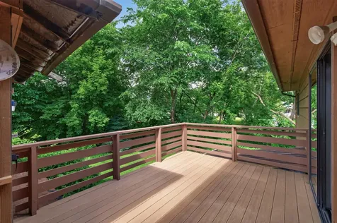 7712 Riverdale Drive N Brooklyn Park MN 55444