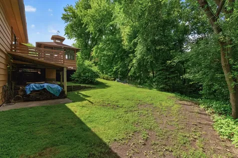 7712 Riverdale Drive N Brooklyn Park MN 55444