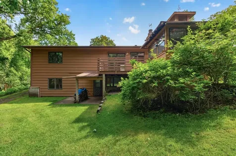 7712 Riverdale Drive N Brooklyn Park MN 55444