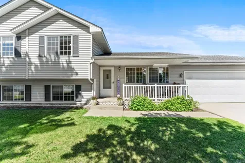 504 S Maple Street Belle Plaine MN 56011