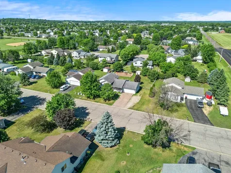 504 S Maple Street Belle Plaine MN 56011