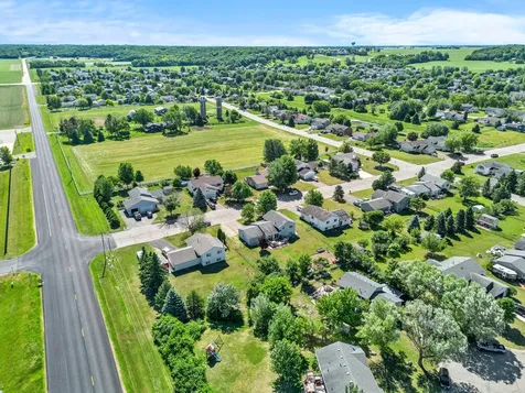 504 S Maple Street Belle Plaine MN 56011