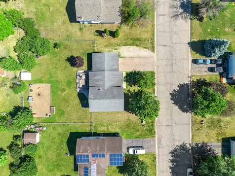 504 S Maple Street Belle Plaine MN 56011