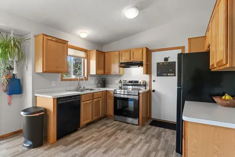 504 S Maple Street Belle Plaine MN 56011