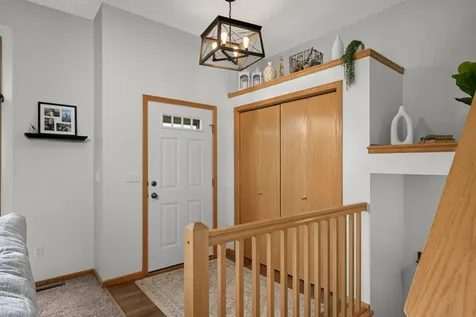 20683 Hampshire Way Lakeville MN 55044