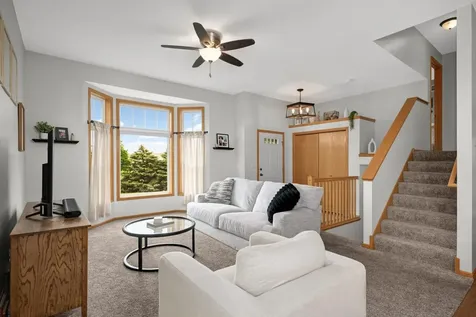 20683 Hampshire Way Lakeville MN 55044