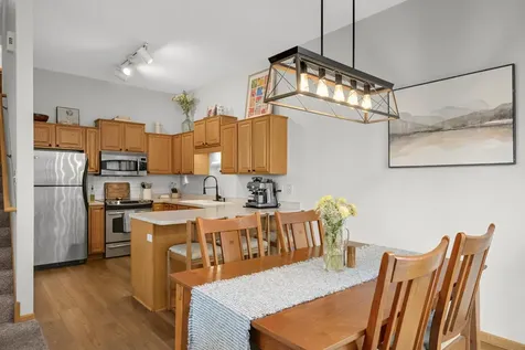 20683 Hampshire Way Lakeville MN 55044