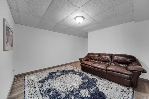 320 N West Street Belle Plaine MN 56011