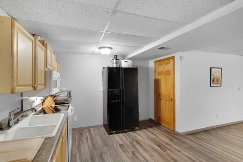 320 N West Street Belle Plaine MN 56011