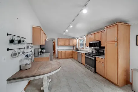 320 N West Street Belle Plaine MN 56011