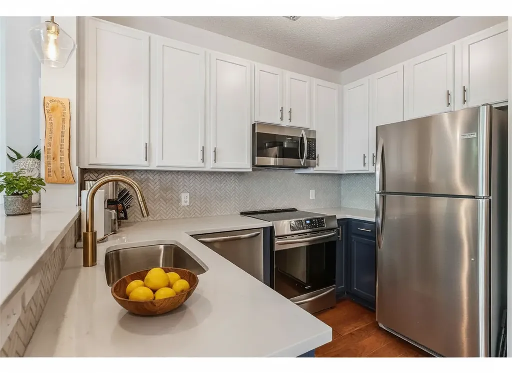 615 N 1st Street Minneapolis MN 55401