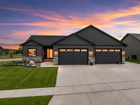 727 Towne Drive NE Byron MN 55920
