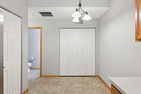5075 N Holly Lane Plymouth MN 55446