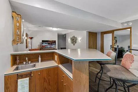 12904 Essex Way Apple Valley MN 55124