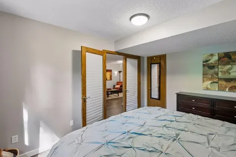 12904 Essex Way Apple Valley MN 55124